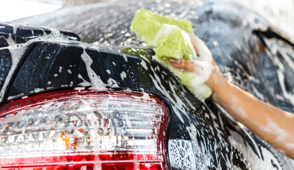 Never Use Dishwashing Liquid To Wash Your Car Spot Dem